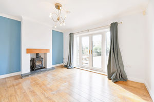 Living room - click for photo gallery